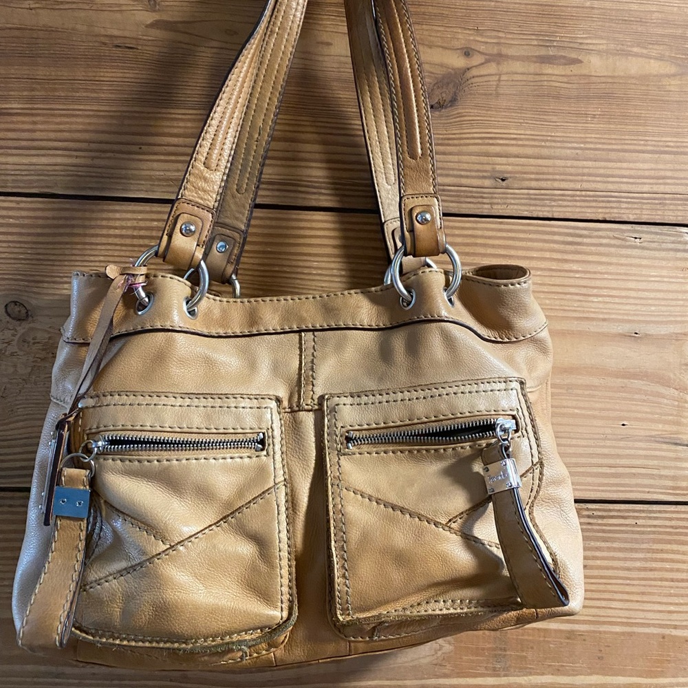 Tignanello leather purse